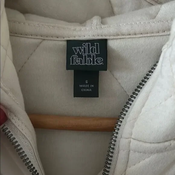 Quilted Cream Hooded Jacket - Picture 2 of 3